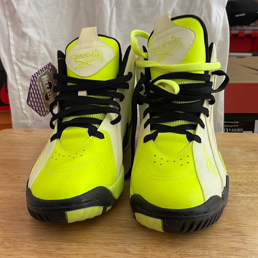 Reebok kamikaze ii mid neon yellow